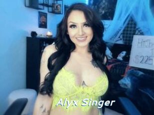 Alyx_Singer