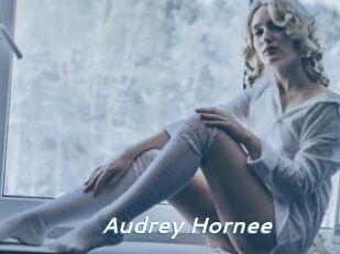 Audrey_Hornee