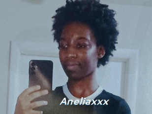 Aneliaxxx