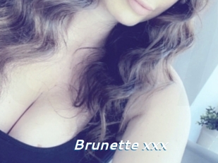 Brunette_xxx