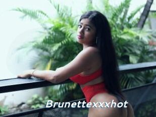 Brunettexxxhot