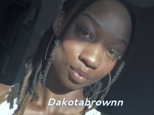 Dakotabrownn