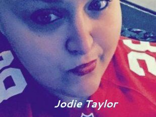 Jodie_Taylor