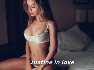 Justine_in_love