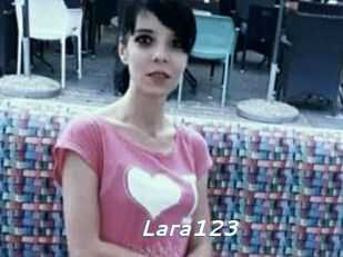 Lara123