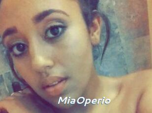 Mia_Operio