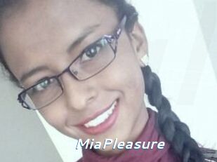 Mia_Pleasure