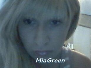 Mia_Green