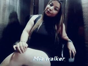Mia_walker