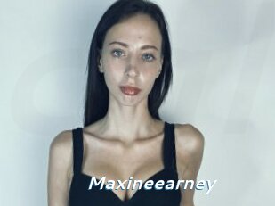 Maxineearney