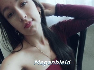 Meganbleid