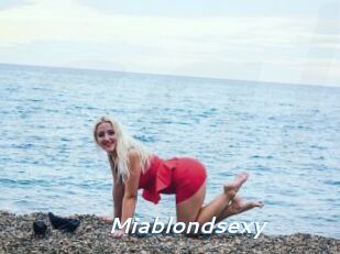 Miablondsexy