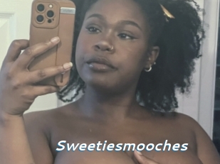 Sweetiesmooches