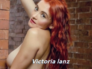 Victoria_lanz