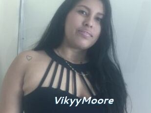 VikyyMoore