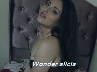 Wonder_alicia