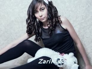 ZariKiss