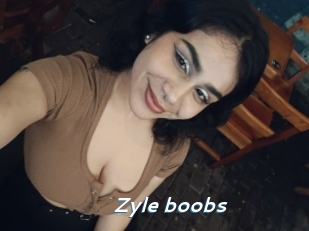 Zyle_boobs